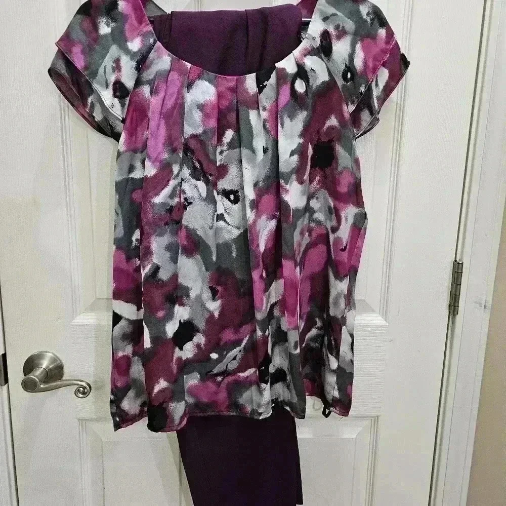 Signature by Larry Levine Pink Gray Floral Flowy Top Sz XL